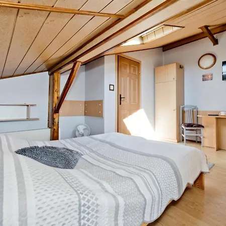 Jutrzenka Quarto em Acomodações Particulares *